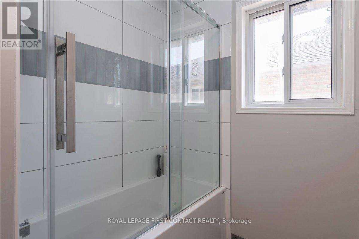 83 Violet Street, Barrie (Holly), Ontario  L4N 9N3 - Photo 24 - S13084428