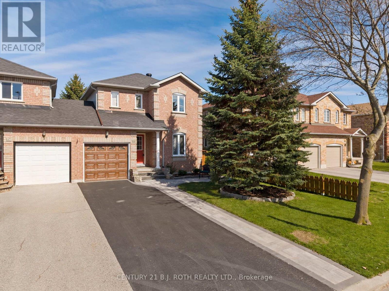 119 Holly Meadow Road, Barrie (Holly), Ontario  L4N 9Z6 - Photo 1 - S13084574