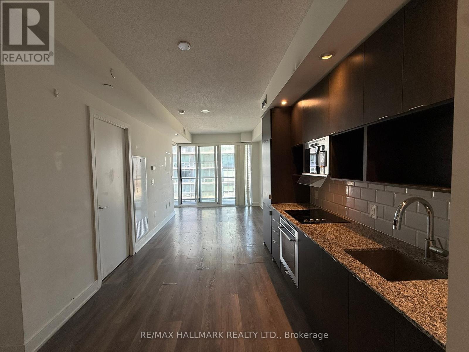 2604 - 89 Mcgill Street, Toronto, Ontario  M5B 1H5 - Photo 6 - C12900058