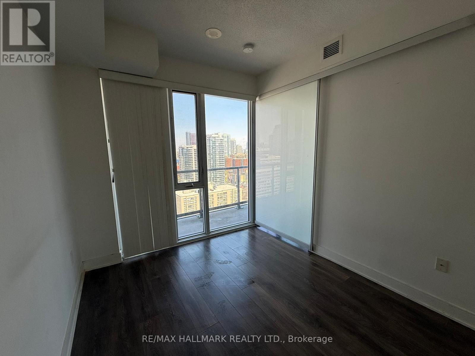 2604 - 89 Mcgill Street, Toronto, Ontario  M5B 1H5 - Photo 13 - C12900058