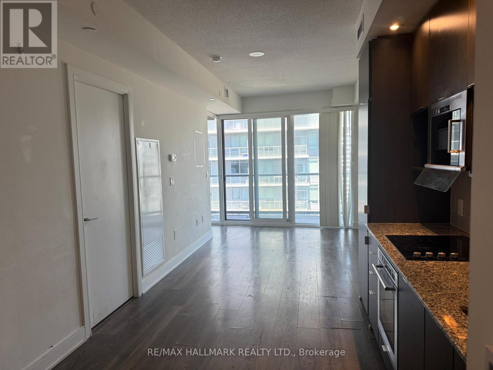 2604 - 89 Mcgill Street, Toronto, Ontario  M5B 1H5 - Photo 5 - C12900058