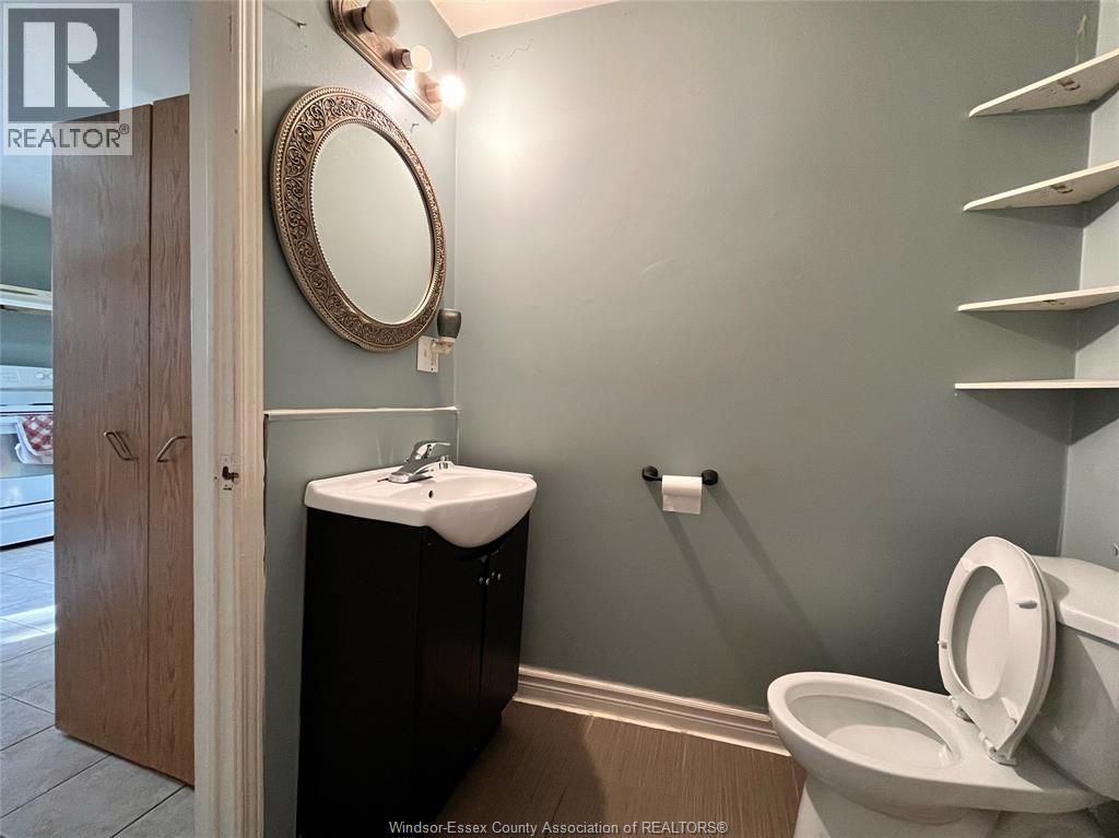 383 Bridge, Windsor, Ontario  N9B 2M3 - Photo 10 - 26010105