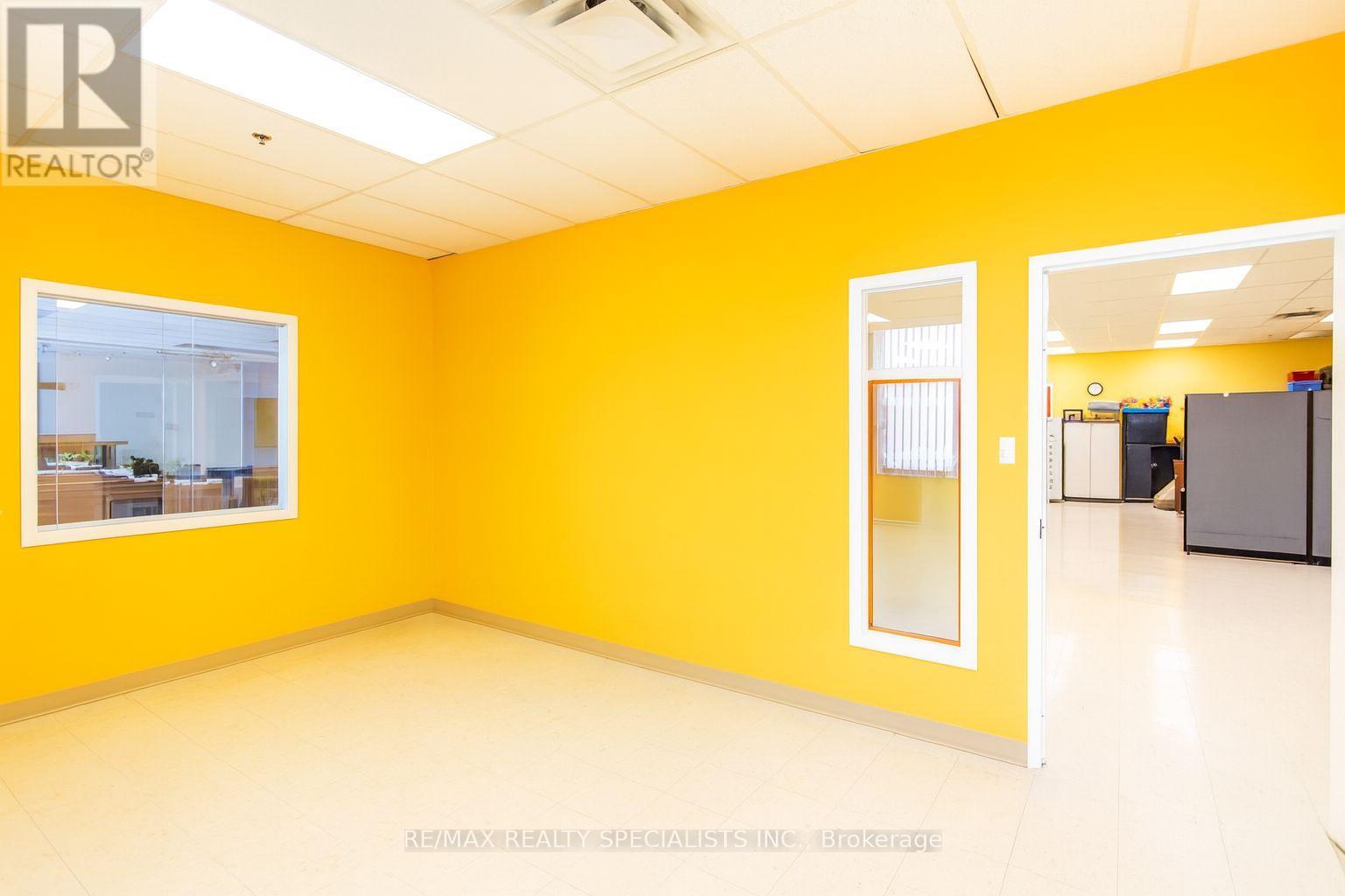 320,321,322,323 & 325 - 1550 South Gateway Road, Mississauga, Ontario  L4W 5G6 - Photo 35 - W13080882