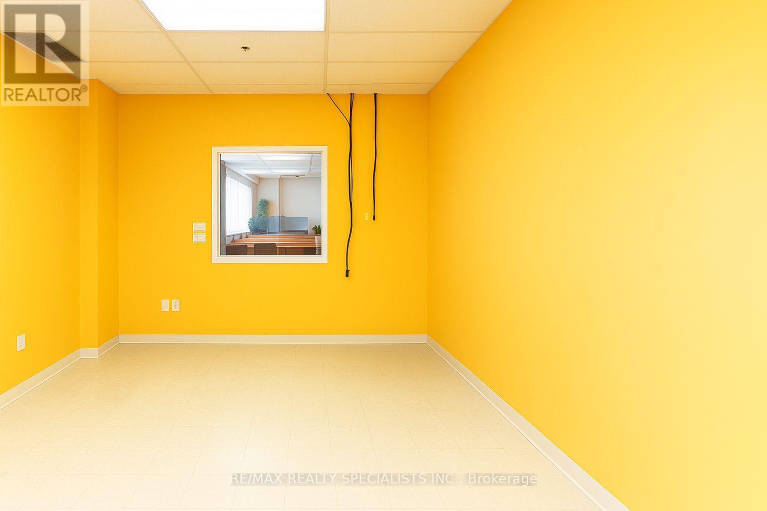 320,321,322,323 & 325 - 1550 South Gateway Road, Mississauga, Ontario  L4W 5G6 - Photo 33 - W13080882