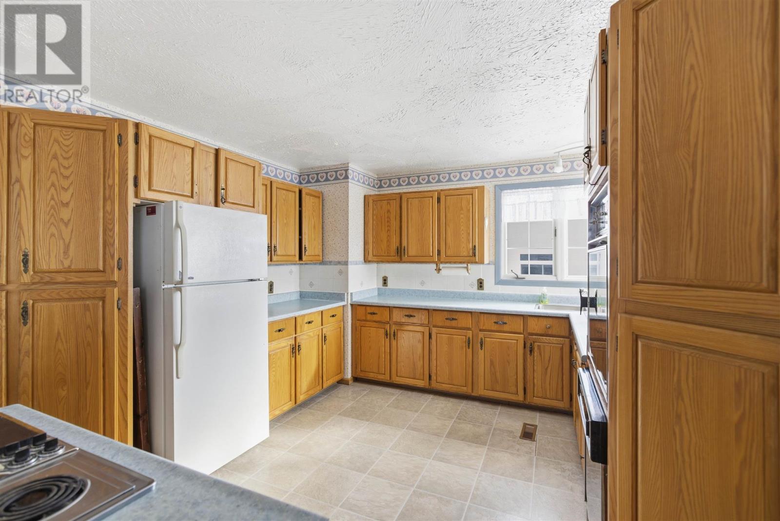 9 Buchan Ave, Blind River, Ontario  P0R 1B0 - Photo 12 - SM260258