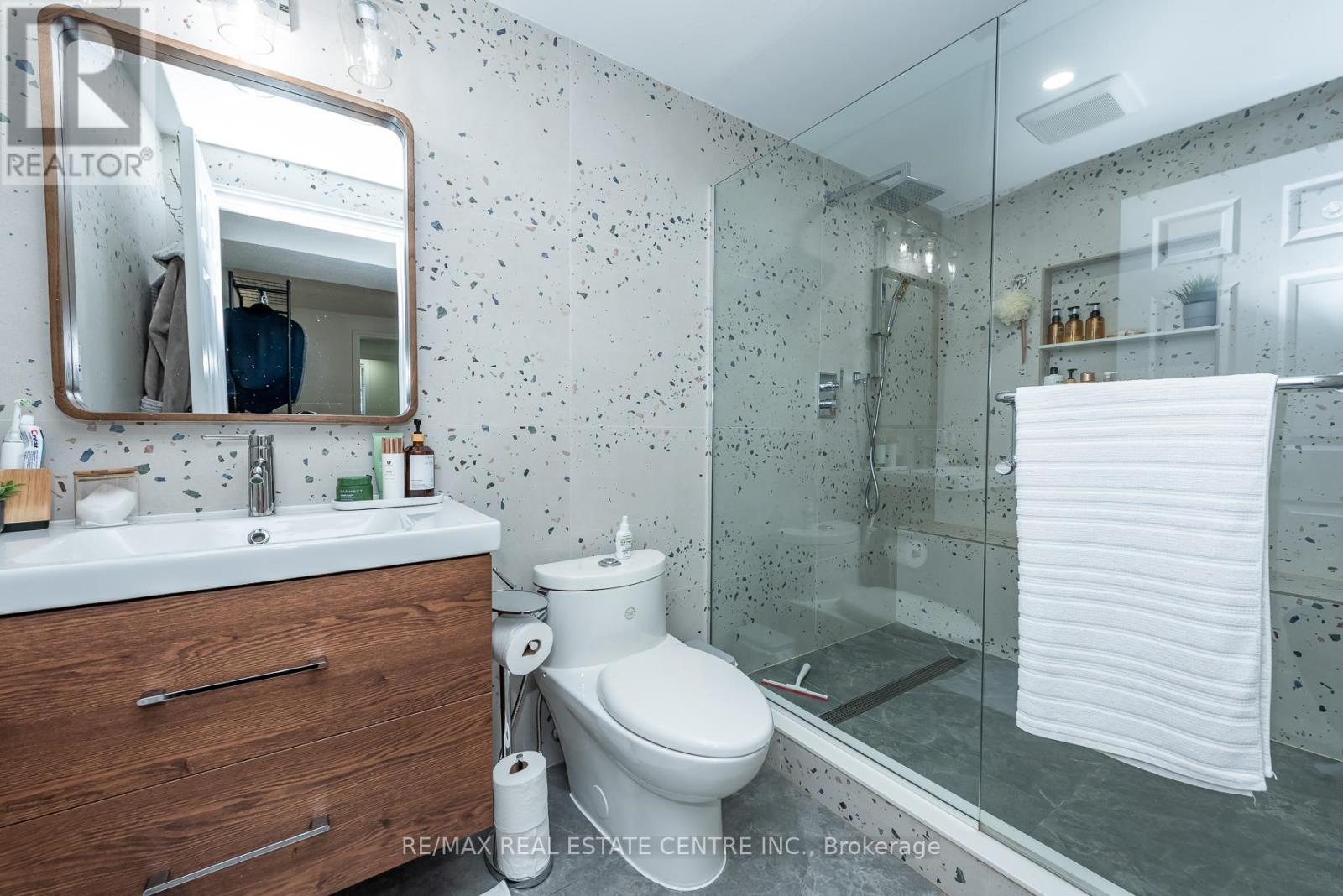 3408 Trelawny Circle, Mississauga, Ontario  L5N 6N6 - Photo 36 - W13084230