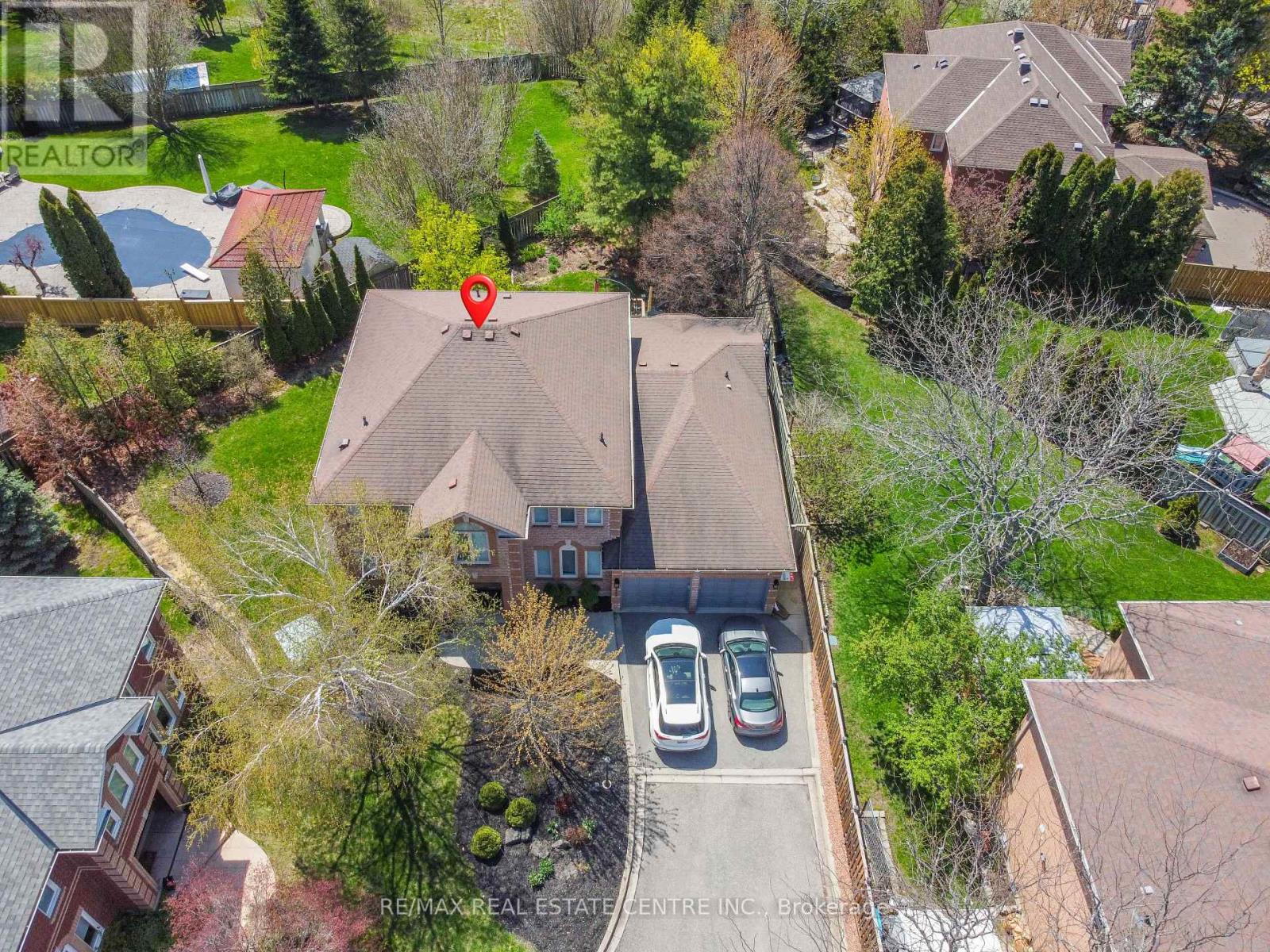 3408 Trelawny Circle, Mississauga, Ontario  L5N 6N6 - Photo 5 - W13084230