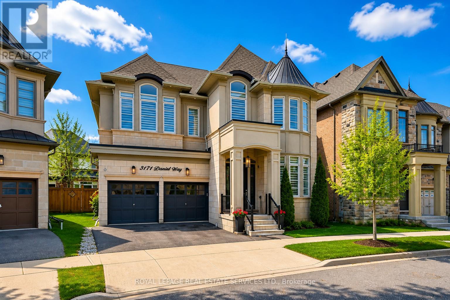 3171 Daniel Way, Oakville, Ontario  L6H 0V1 - Photo 2 - W13084312