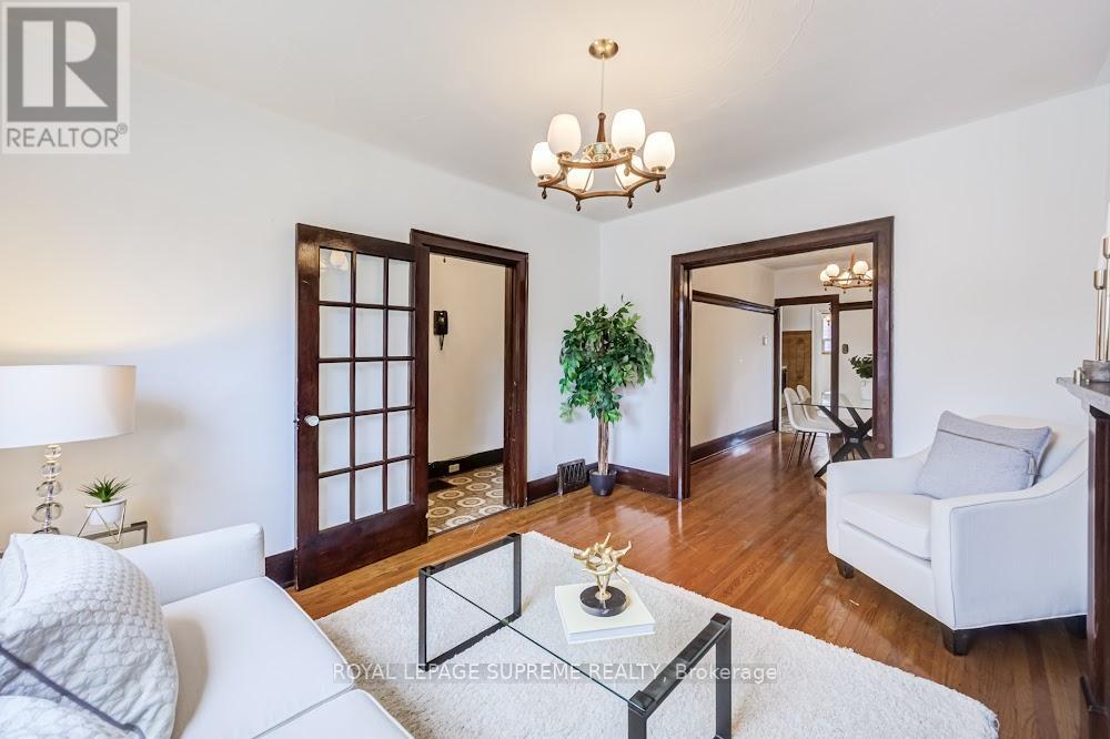 514 Concord Avenue, Toronto, Ontario  M6H 2P8 - Photo 6 - W13084360