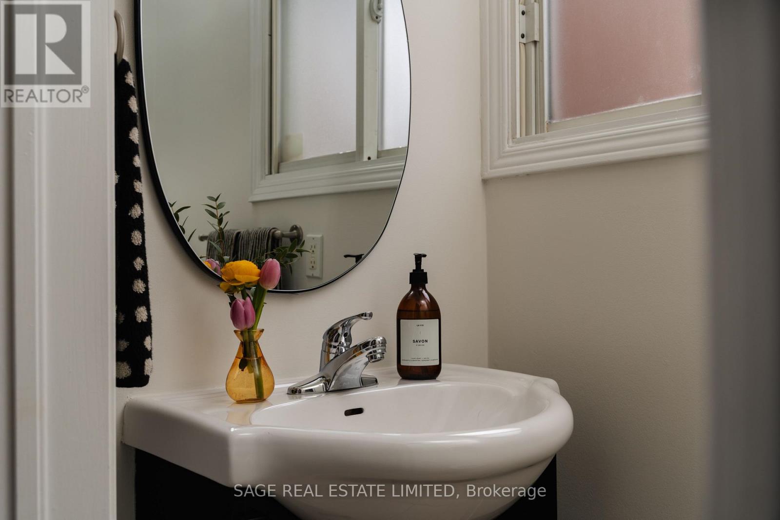 1017 Ceremonial Drive, Mississauga, Ontario  L5R 2Z8 - Photo 14 - W13084370