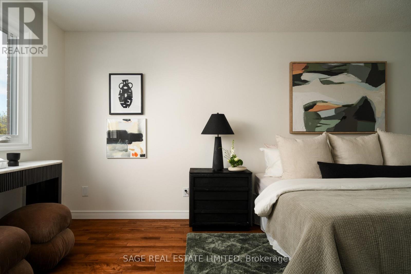 1017 Ceremonial Drive, Mississauga, Ontario  L5R 2Z8 - Photo 17 - W13084370