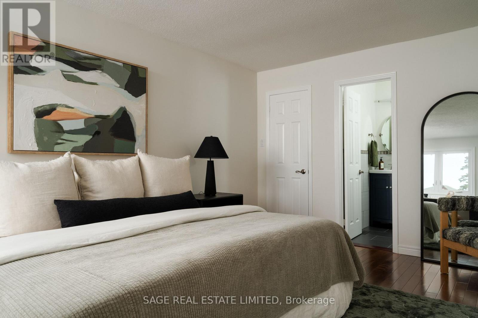 1017 Ceremonial Drive, Mississauga, Ontario  L5R 2Z8 - Photo 18 - W13084370