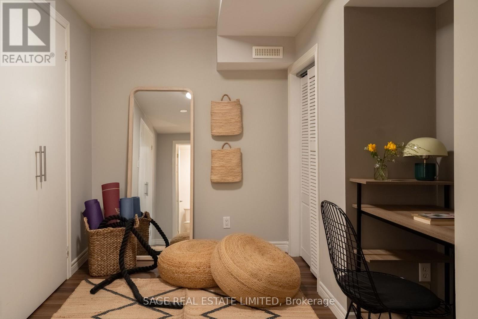 1017 Ceremonial Drive, Mississauga, Ontario  L5R 2Z8 - Photo 36 - W13084370