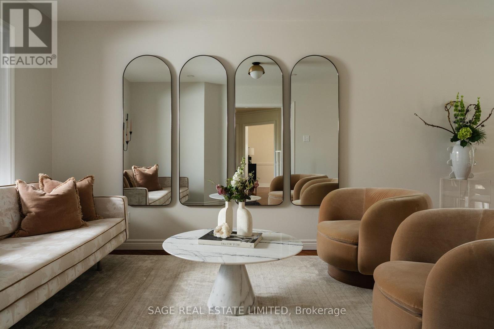 1017 Ceremonial Drive, Mississauga, Ontario  L5R 2Z8 - Photo 4 - W13084370
