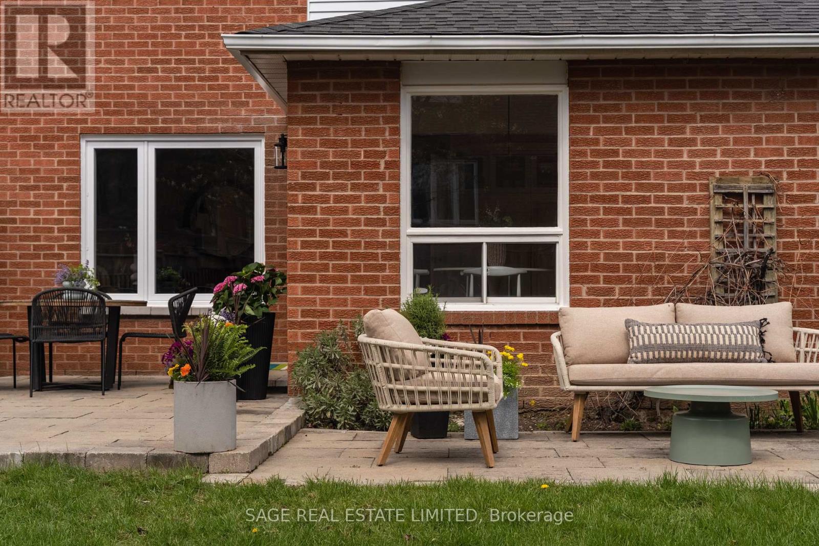 1017 Ceremonial Drive, Mississauga, Ontario  L5R 2Z8 - Photo 43 - W13084370