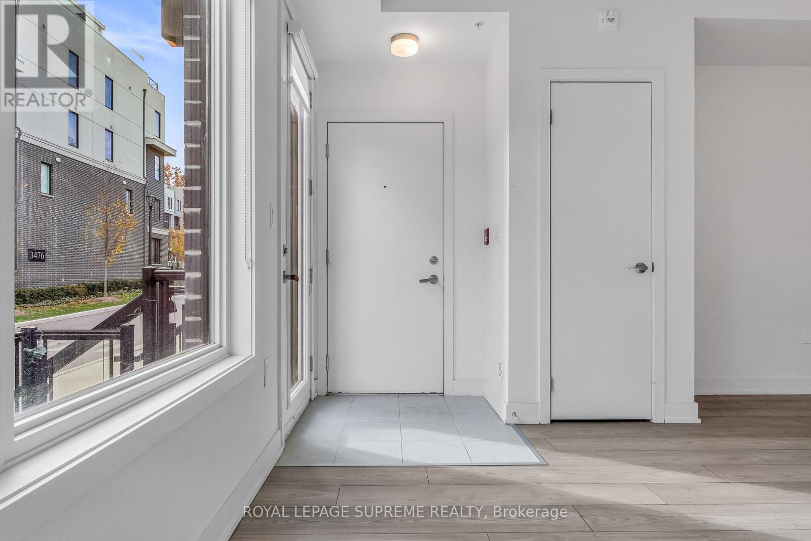 5 - 3473 Widdicombe Way, Mississauga, Ontario  L5L 2M5 - Photo 7 - W13084426