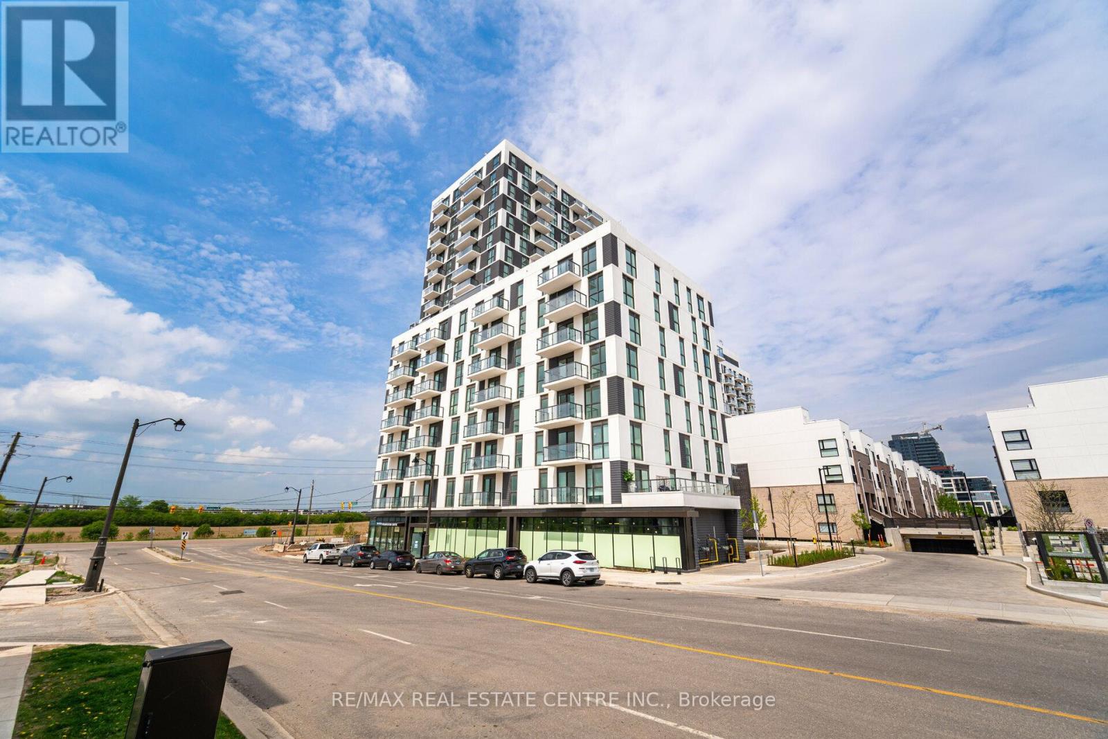 805 - 335 WHEAT BOOM DRIVE, Oakville, Ontario