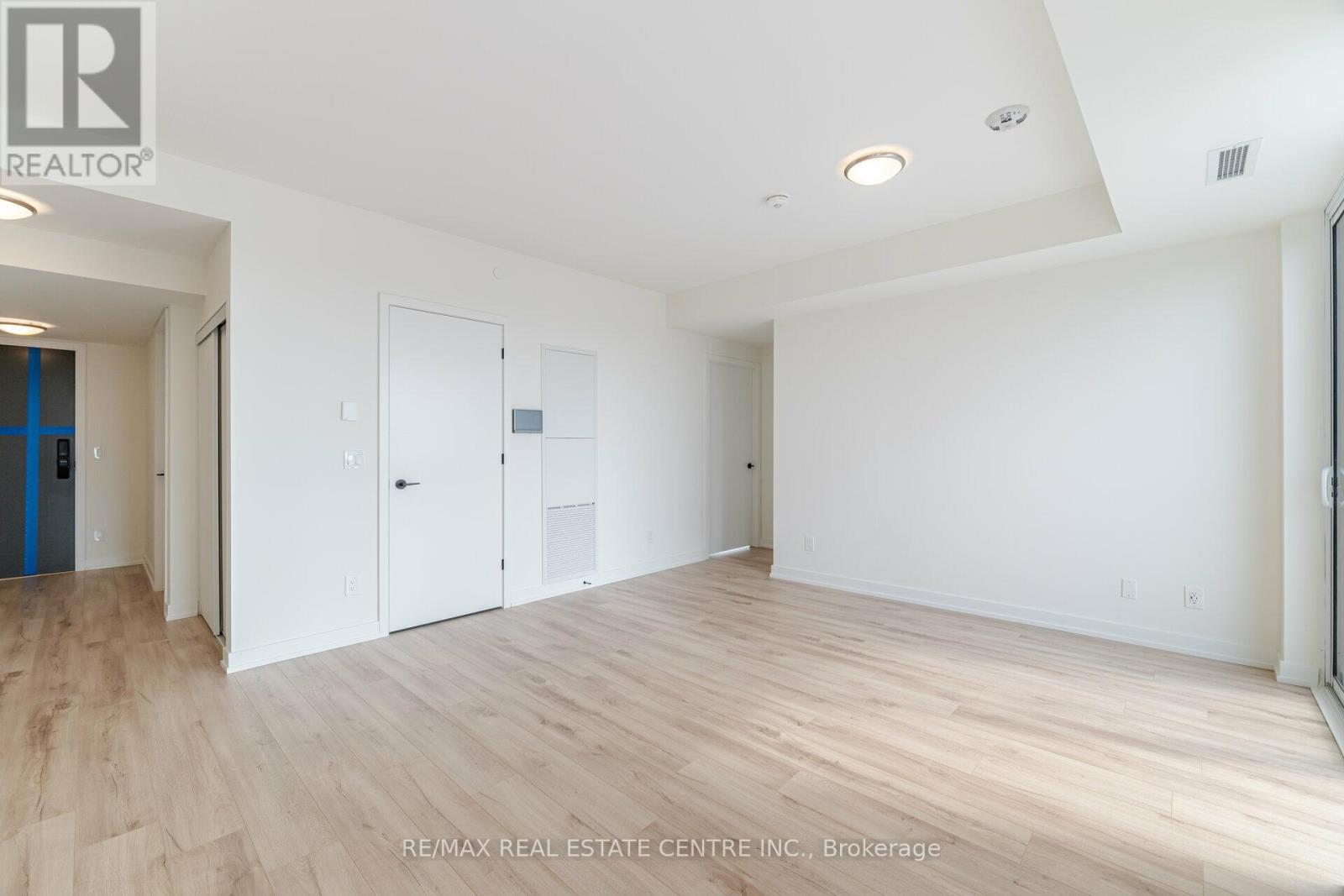 805 - 335 Wheat Boom Drive, Oakville, Ontario  L6H 7Y1 - Photo 11 - W13084440
