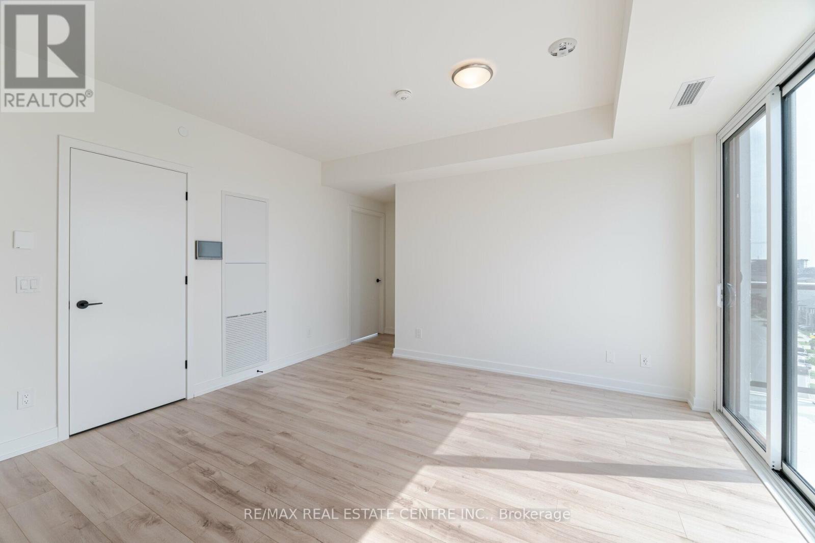 805 - 335 Wheat Boom Drive, Oakville, Ontario  L6H 7Y1 - Photo 16 - W13084440