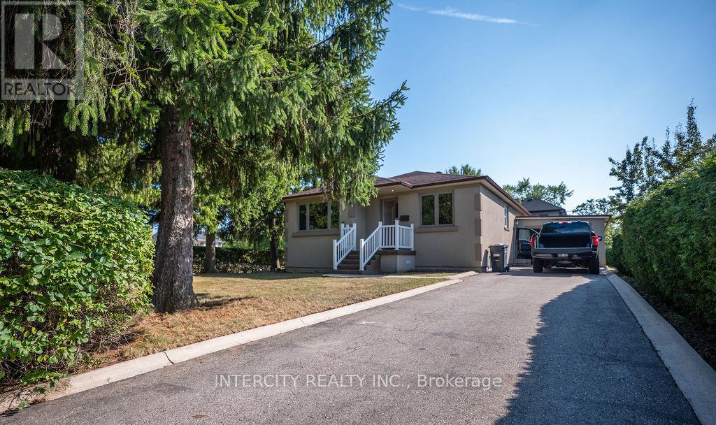 631 TRUDALE COURT, Oakville, Ontario