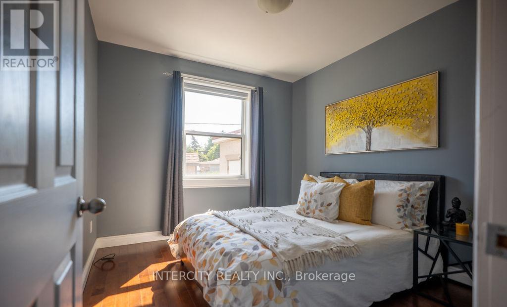 631 Trudale Court, Oakville, Ontario  L6L 4H2 - Photo 23 - W13084456
