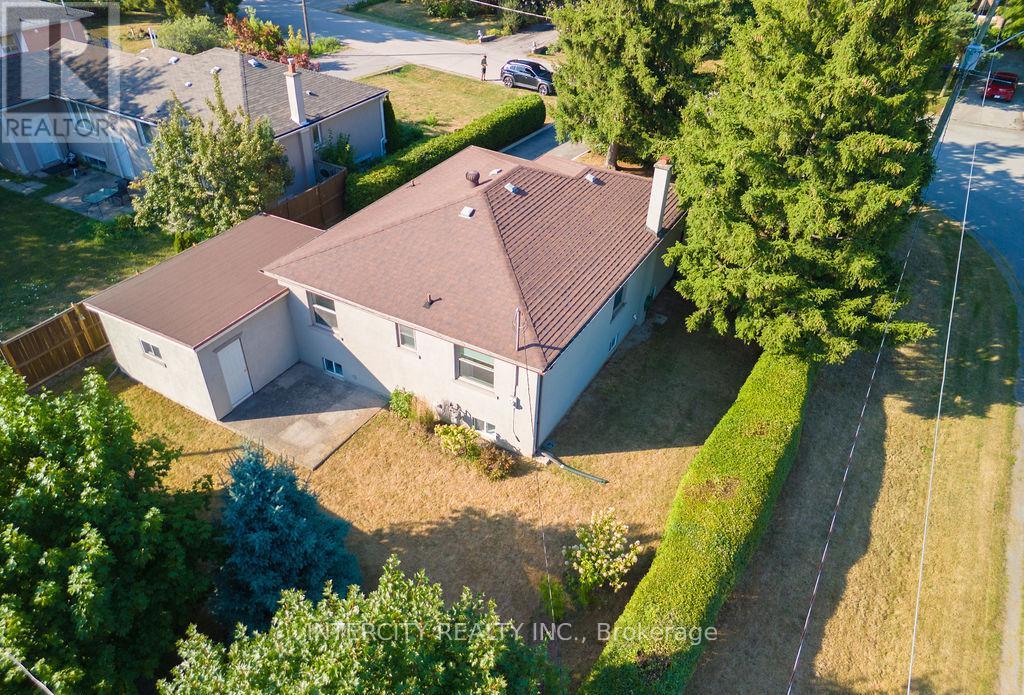 631 Trudale Court, Oakville, Ontario  L6L 4H2 - Photo 34 - W13084456