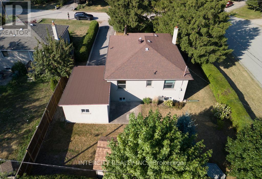 631 Trudale Court, Oakville, Ontario  L6L 4H2 - Photo 35 - W13084456