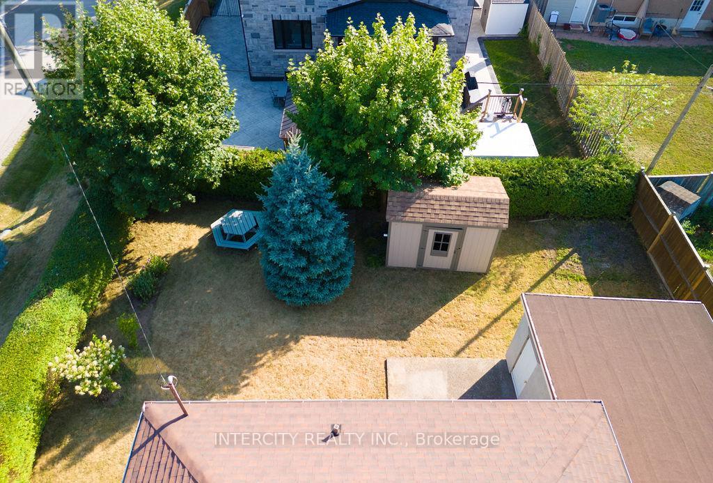 631 Trudale Court, Oakville, Ontario  L6L 4H2 - Photo 36 - W13084456