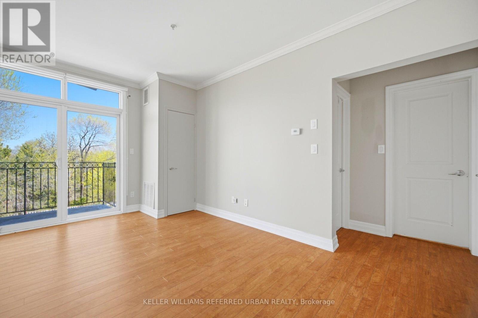 305 - 459 Kerr Street, Oakville, Ontario  L6K 3C2 - Photo 5 - W13084502