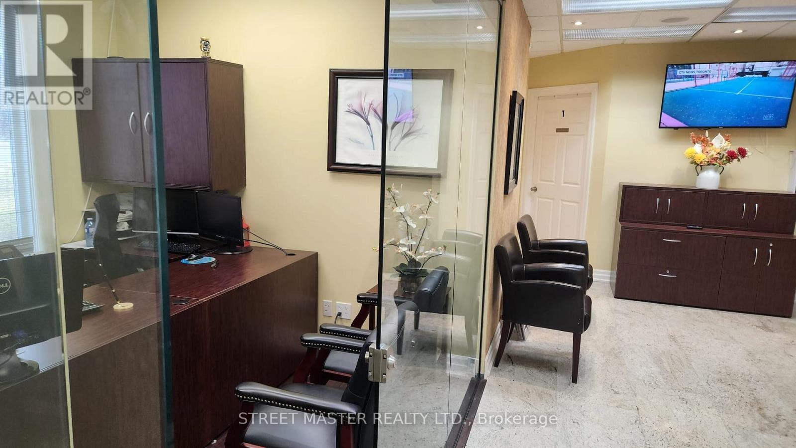200 - 1a Conestoga Drive, Brampton, Ontario  L6Z 4N5 - Photo 11 - W13084538