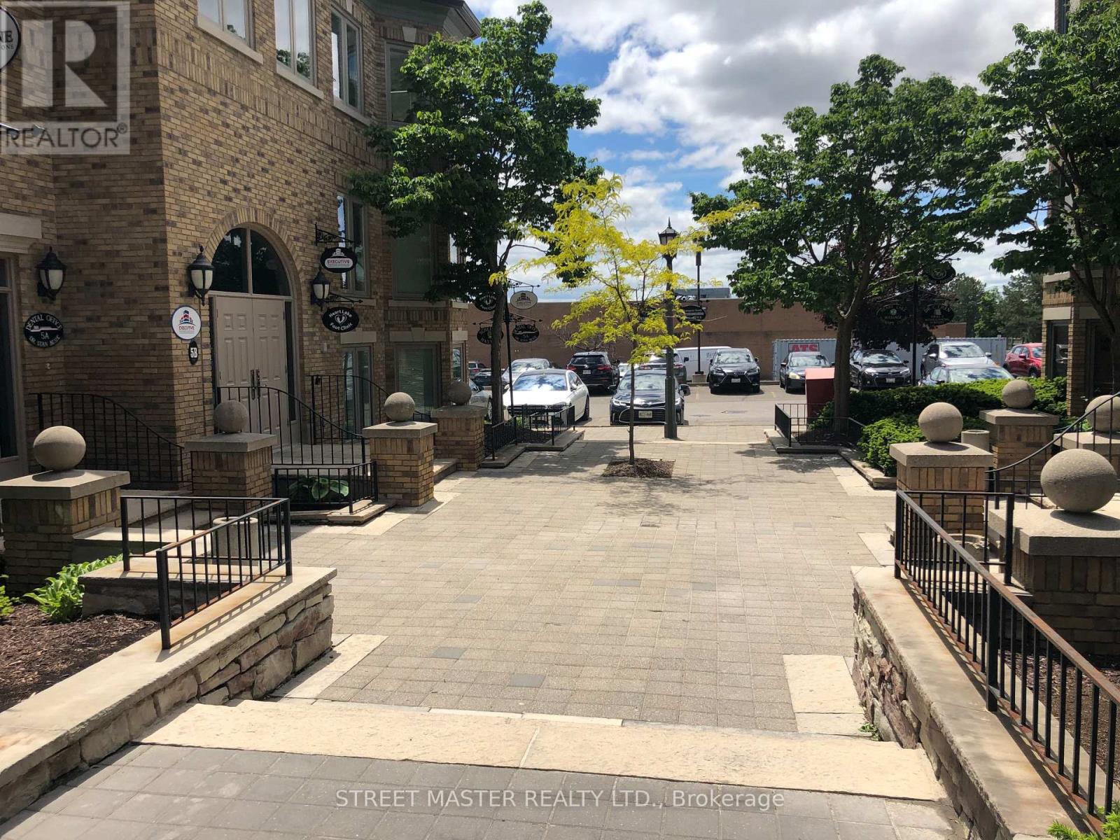 200 - 1a Conestoga Drive, Brampton, Ontario  L6Z 4N5 - Photo 4 - W13084538