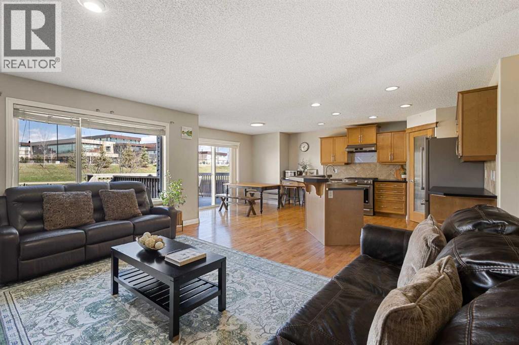 92 Covehaven Terrace NE, Calgary, Alberta  T3K 0B2 - Photo 4 - A2307990