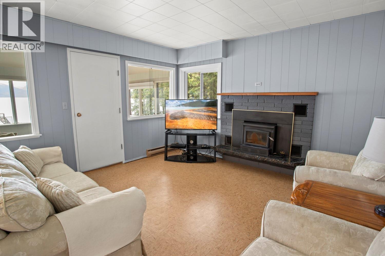 13515 3a Highway, Boswell, British Columbia  V0B 1A4 - Photo 11 - 10384945
