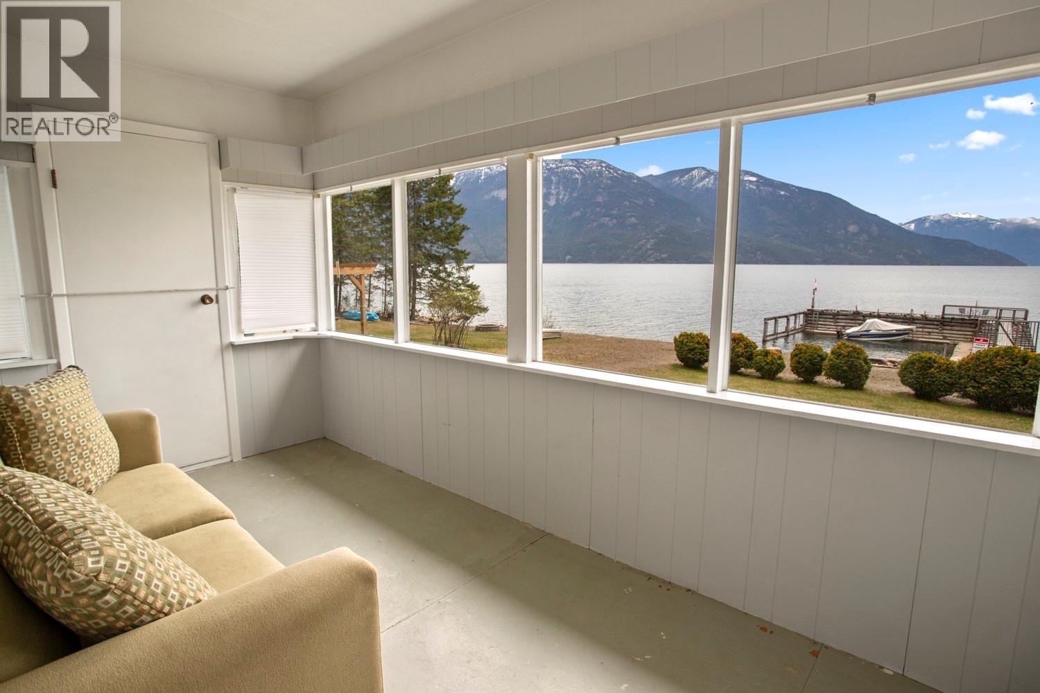 13515 3a Highway, Boswell, British Columbia  V0B 1A4 - Photo 12 - 10384945