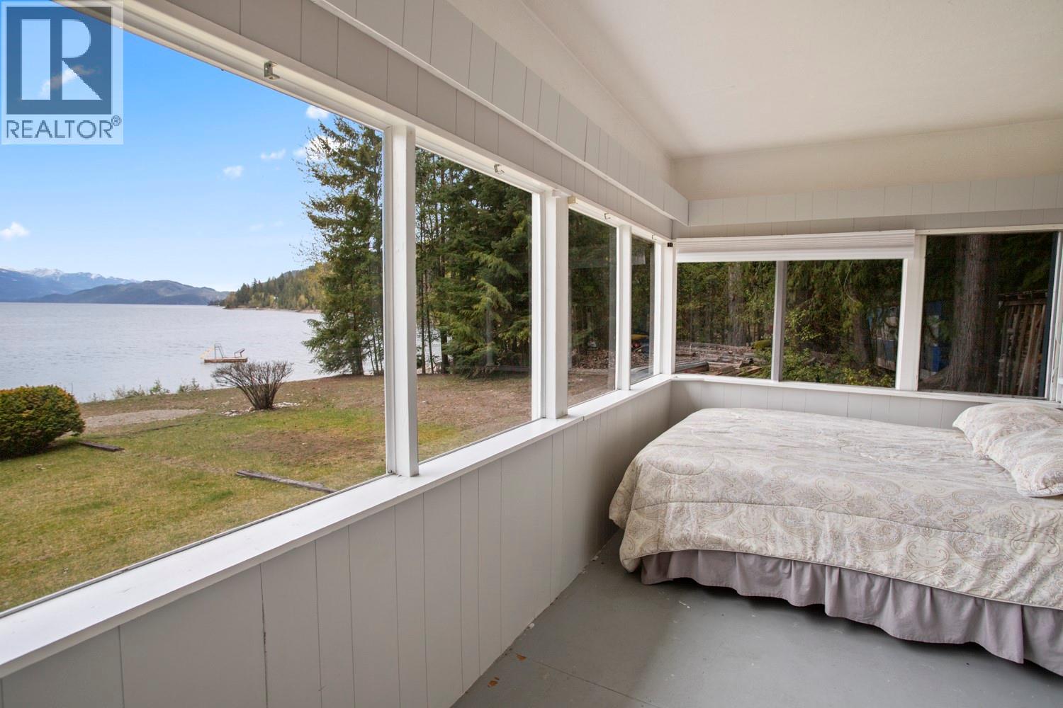 13515 3a Highway, Boswell, British Columbia  V0B 1A4 - Photo 13 - 10384945