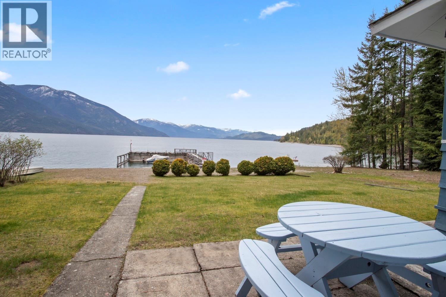 13515 3a Highway, Boswell, British Columbia  V0B 1A4 - Photo 3 - 10384945