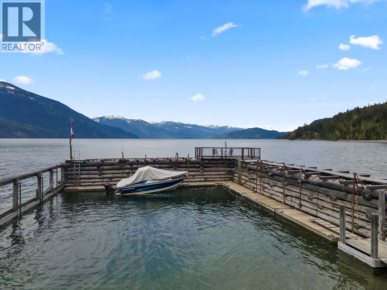 13515 3a Highway, Boswell, British Columbia  V0B 1A4 - Photo 5 - 10384945
