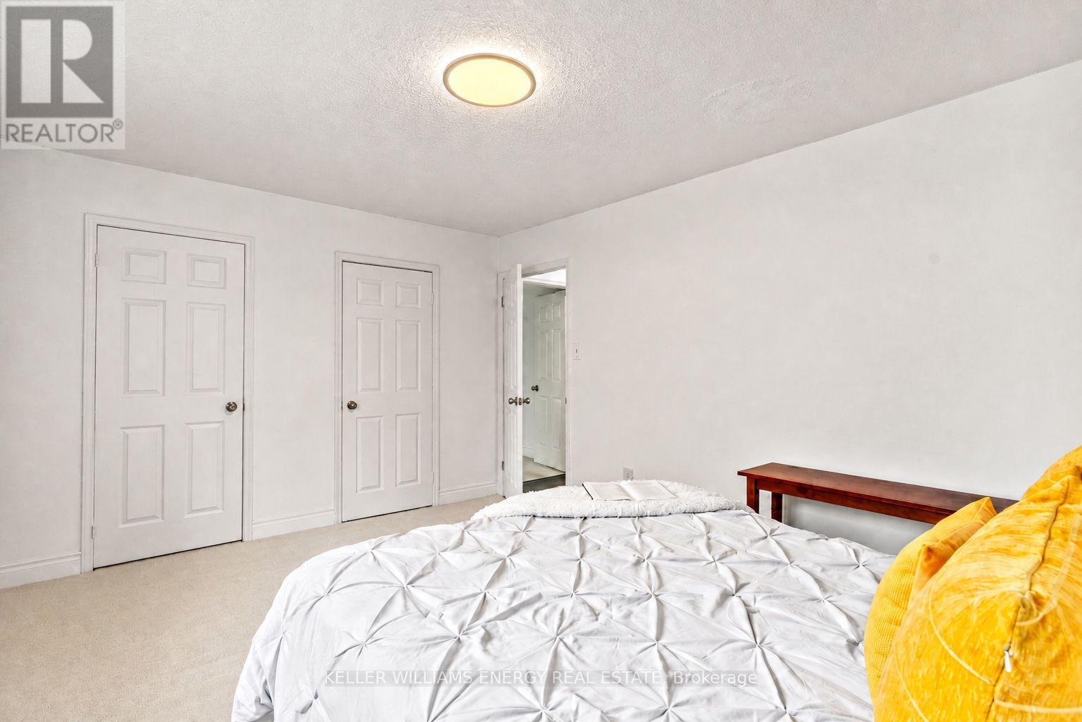 19 Farncomb Crescent, Clarington, Ontario  L1C 4L5 - Photo 32 - E13084600