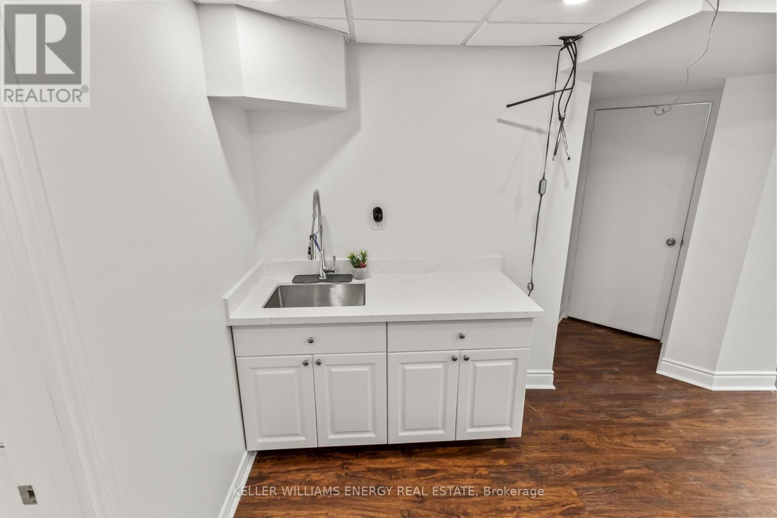 19 Farncomb Crescent, Clarington, Ontario  L1C 4L5 - Photo 34 - E13084600