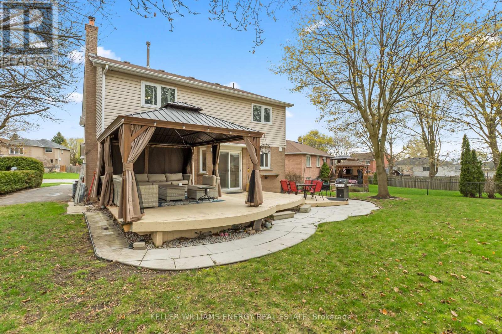 19 Farncomb Crescent, Clarington, Ontario  L1C 4L5 - Photo 42 - E13084600