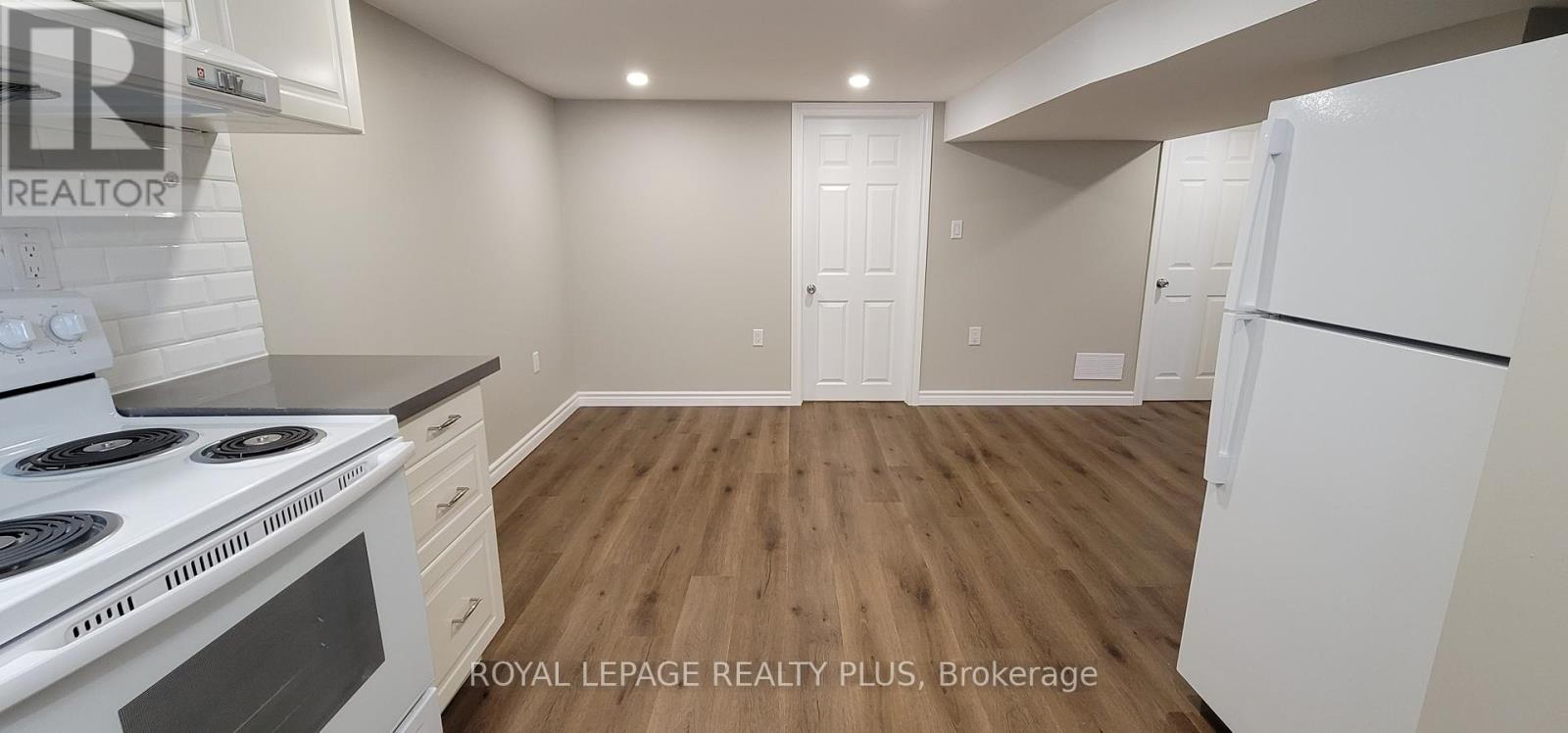 Lower - 193 East 12 Street, Hamilton, Ontario  L9A 3X5 - Photo 10 - X13084236