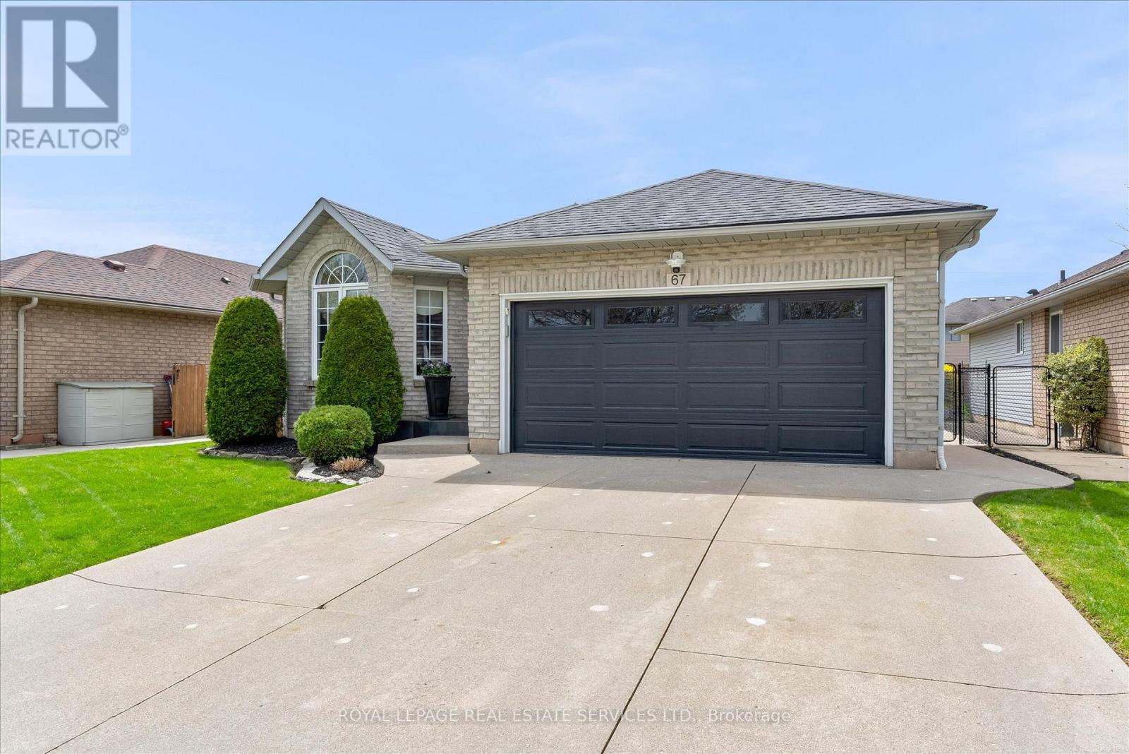67 Loneoak Crescent, Hamilton, Ontario  L8J 2T9 - Photo 3 - X13084490