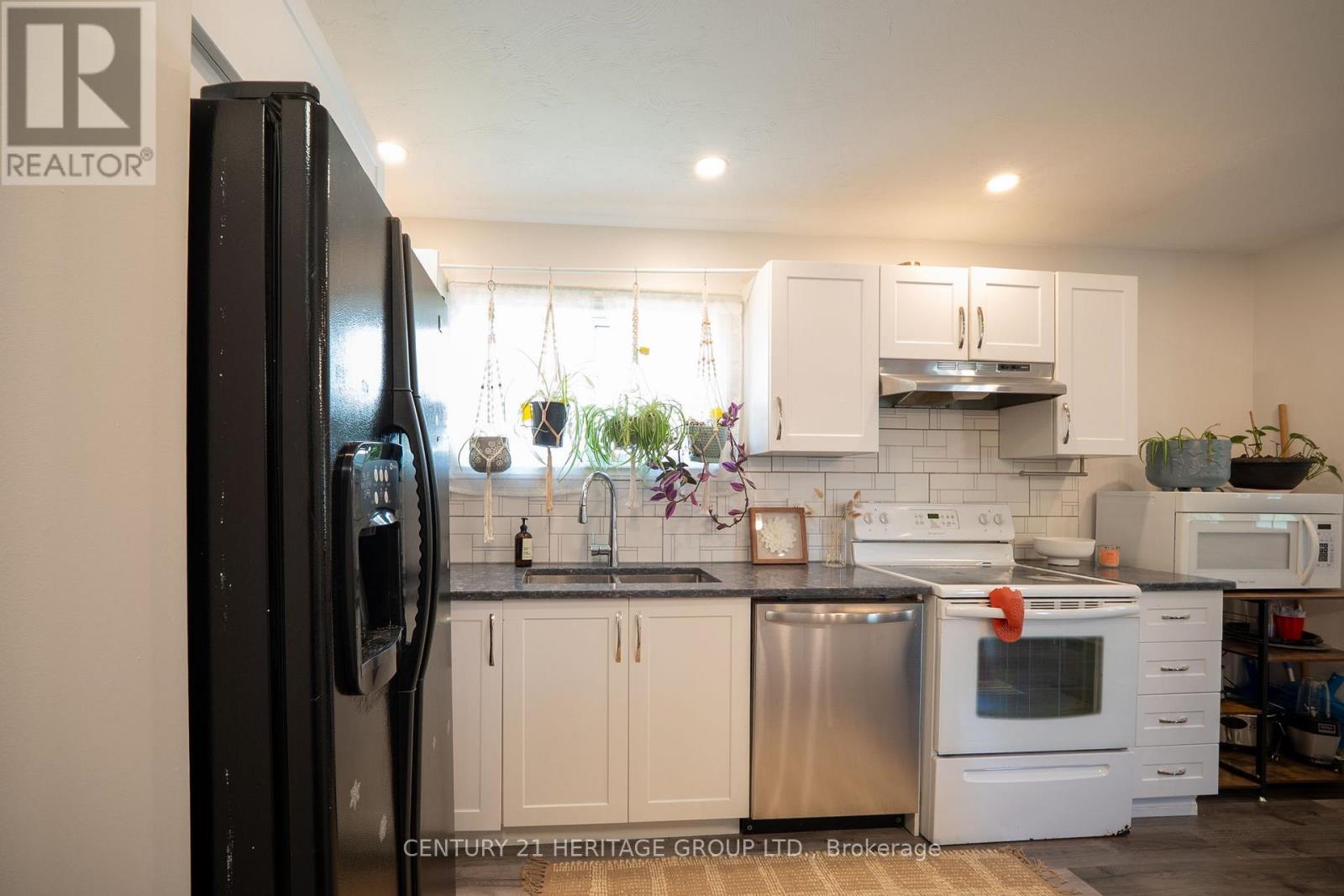 18 Armstrong Avenue, Hamilton, Ontario  L8H 1M5 - Photo 18 - X13084494