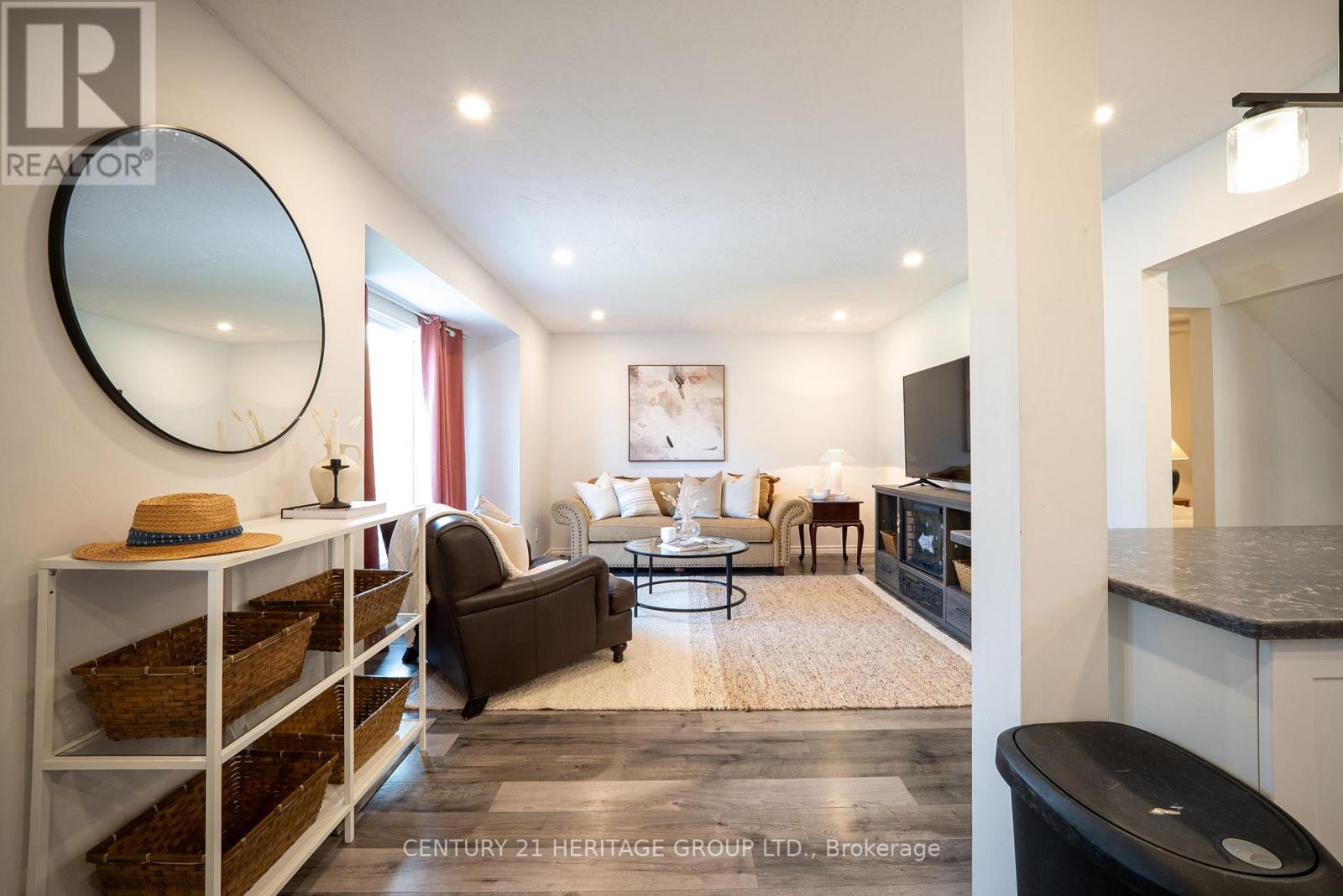 18 Armstrong Avenue, Hamilton, Ontario  L8H 1M5 - Photo 6 - X13084494