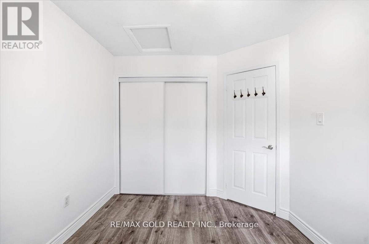 51 Bradley Avenue, Hamilton, Ontario  L0R 1C0 - Photo 21 - X13084524
