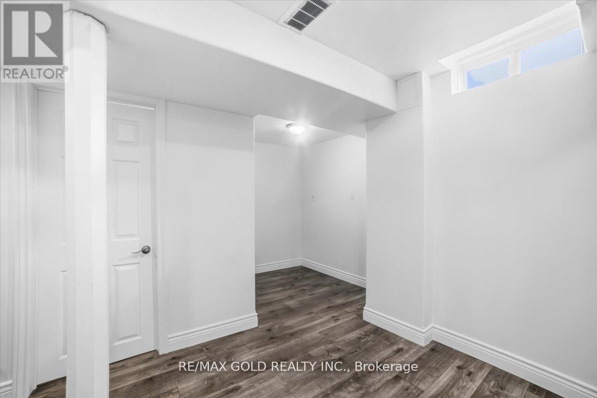 51 Bradley Avenue, Hamilton, Ontario  L0R 1C0 - Photo 27 - X13084524
