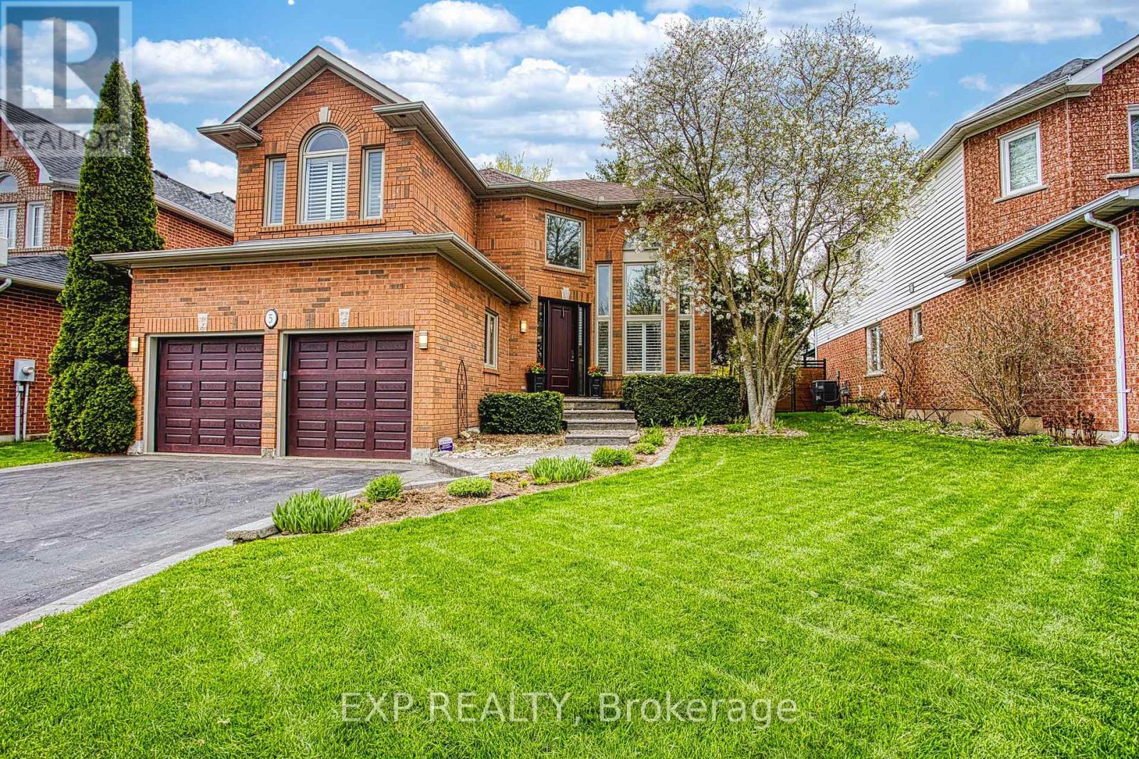 5 Shetland Drive, Hamilton, Ontario  L8B 0N9 - Photo 3 - X13084552