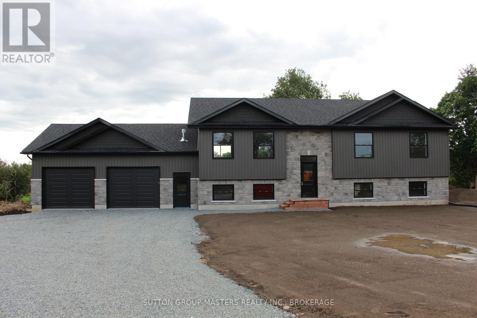 3893 Round Lake Road W, Frontenac, Ontario  K0H 1X0 - Photo 3 - X13084766