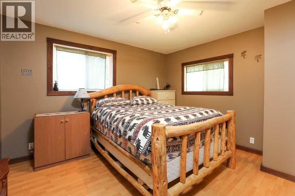 1310 83 Street, Coleman, Alberta  T0K 0M0 - Photo 9 - A2286478
