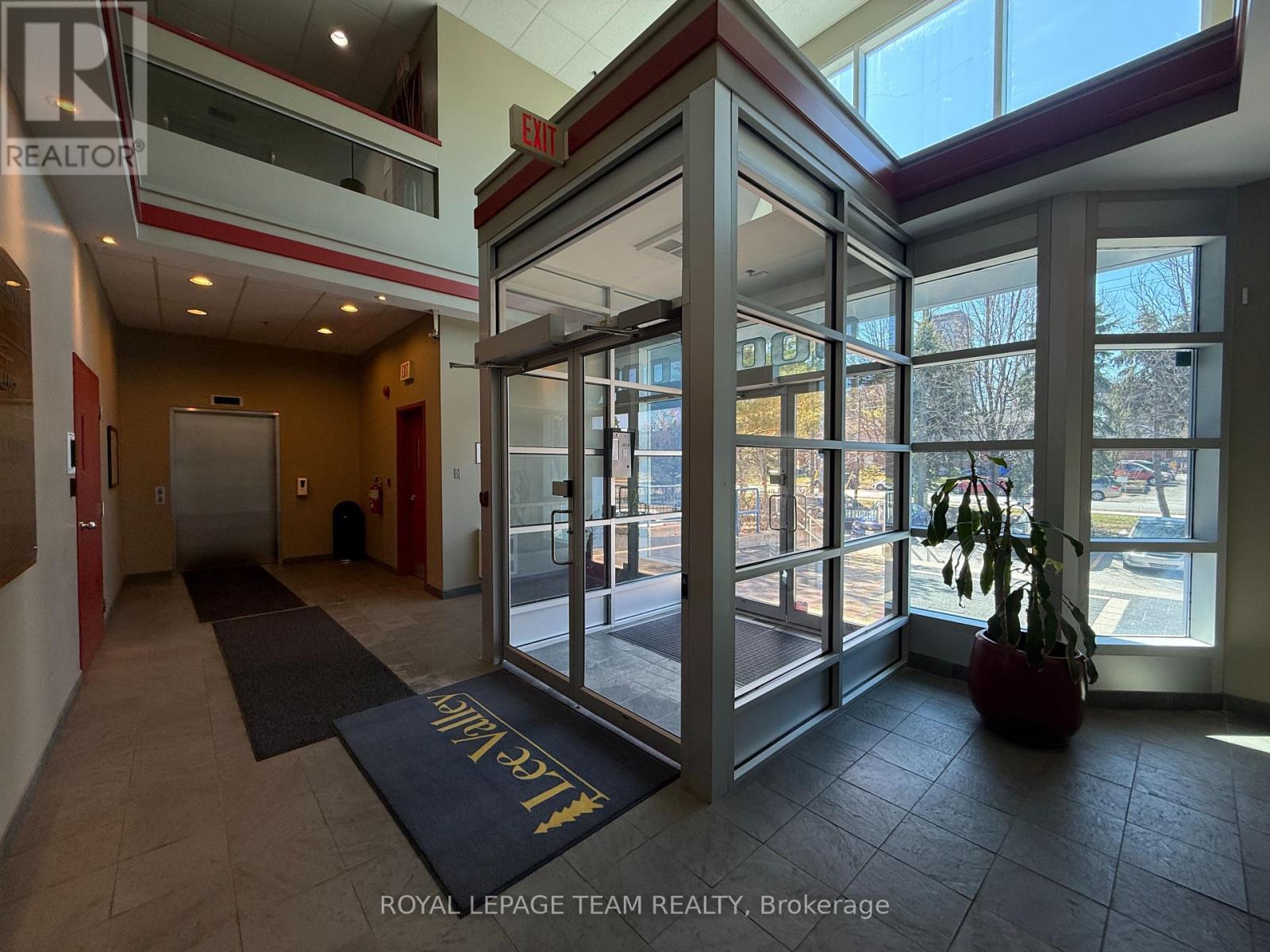 900 Morrison Drive, Ottawa, Ontario  K2H 8K7 - Photo 7 - X13084720